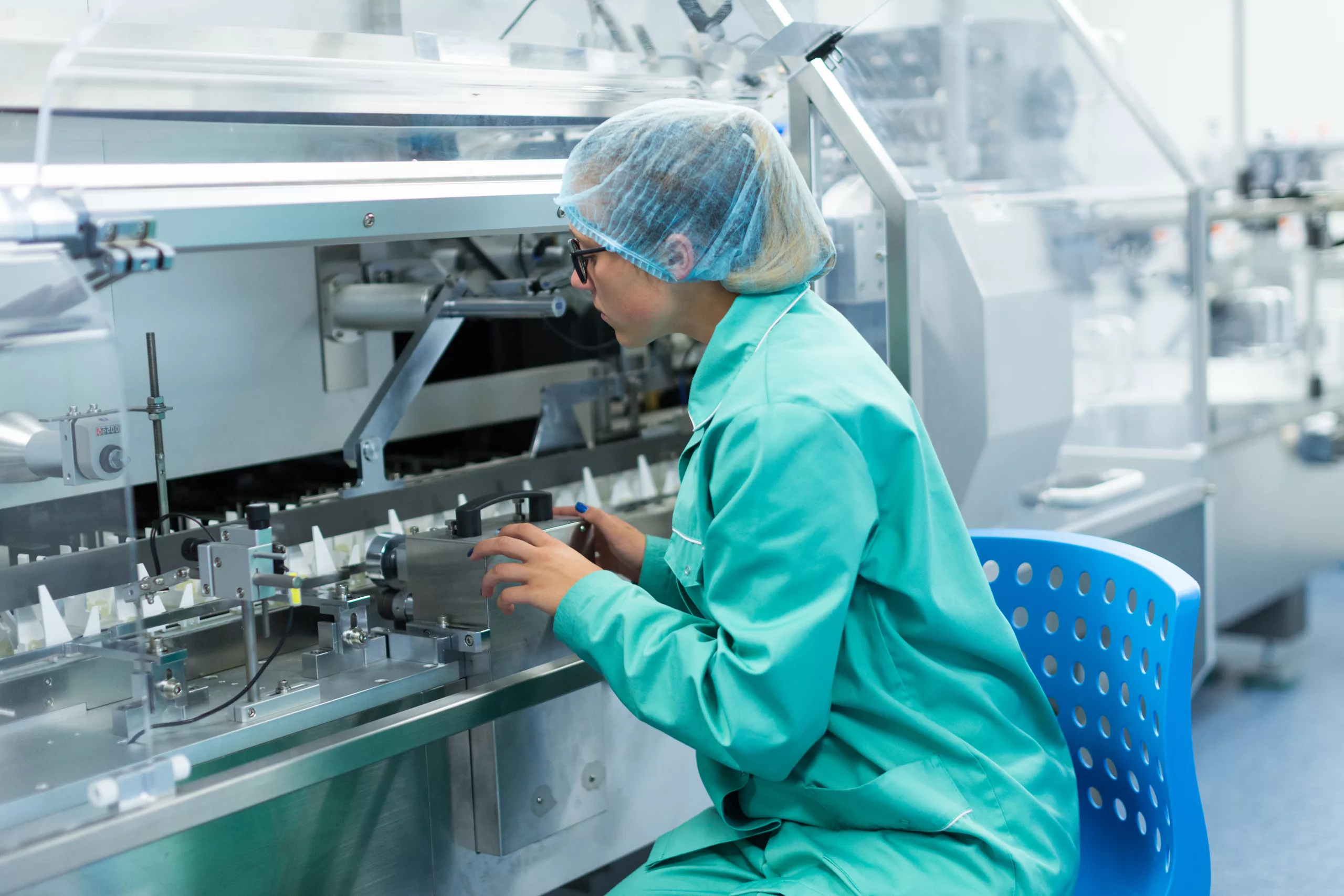 Image of a Scientist working on Toothpaste Ingredients in a Lab